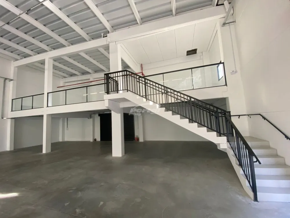 Depósito-Galpão, 933 m² - Foto 2