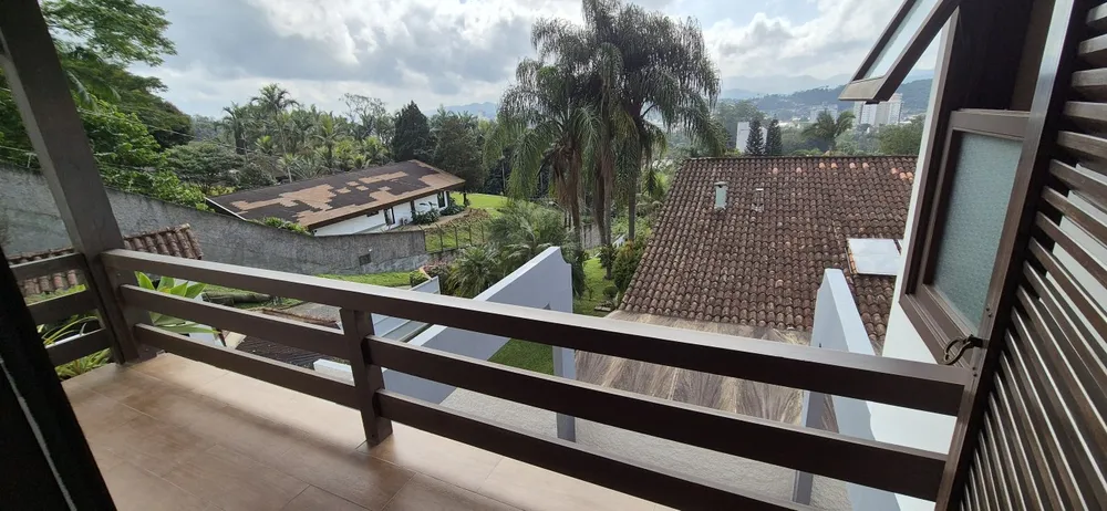 Casa, 5 quartos, 300 m² - Foto 9