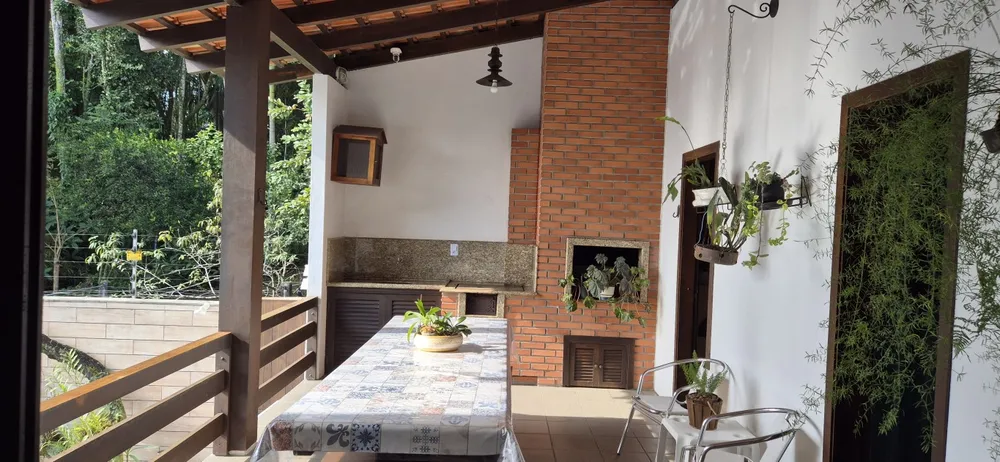 Casa, 5 quartos, 300 m² - Foto 1