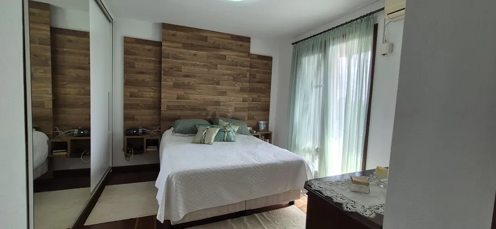 Casa, 5 quartos, 300 m² - Foto 4