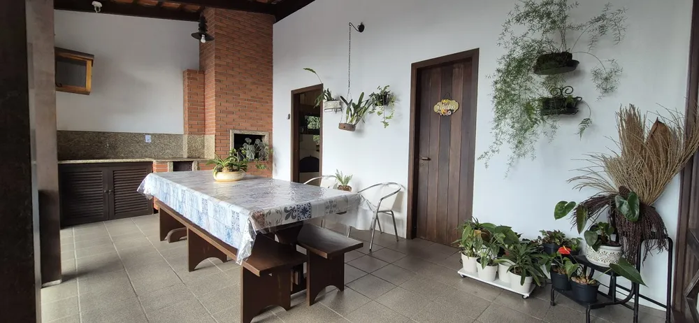 Casa, 5 quartos, 300 m² - Foto 2