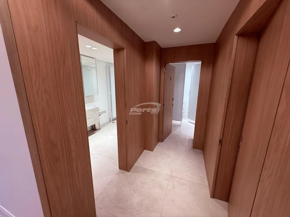 Apartamento, 3 quartos, 196 m² - Foto 7