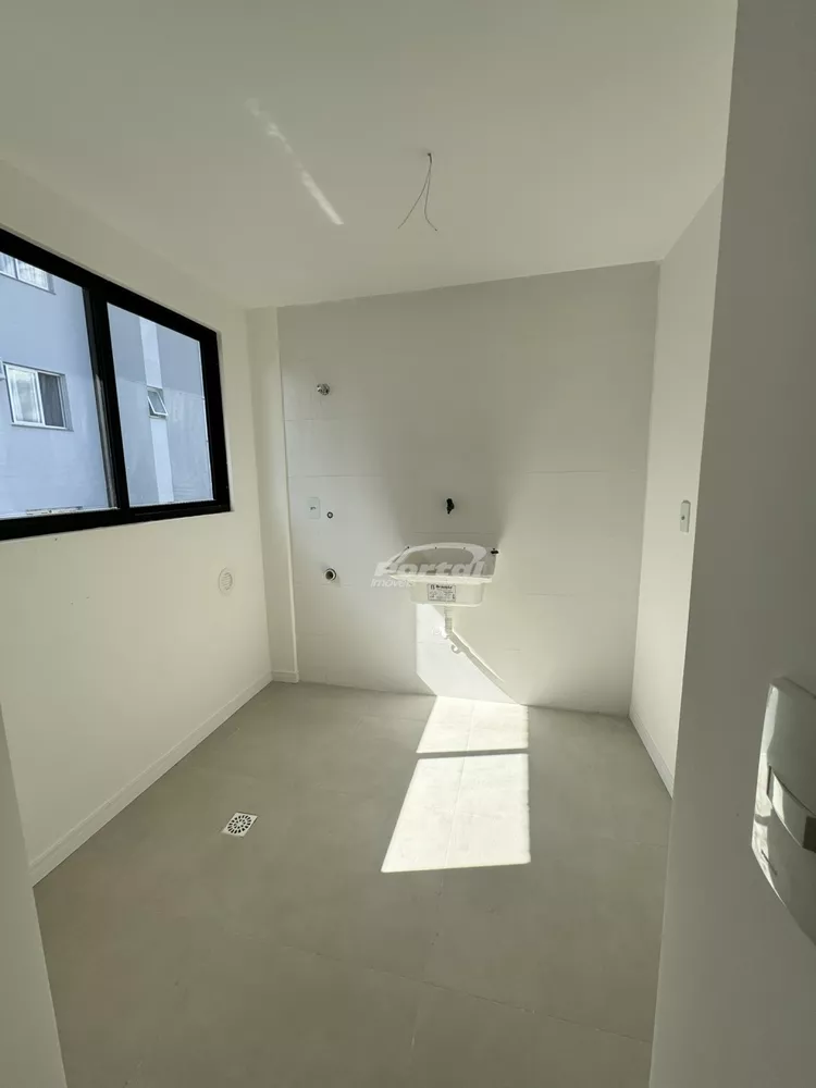 Apartamento à venda com 2 quartos, 68m² - Foto 6