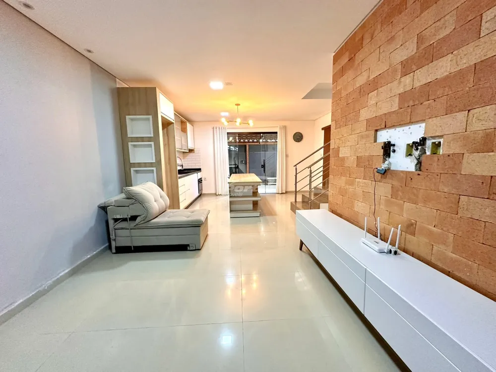 Casa, 3 quartos, 83 m² - Foto 1