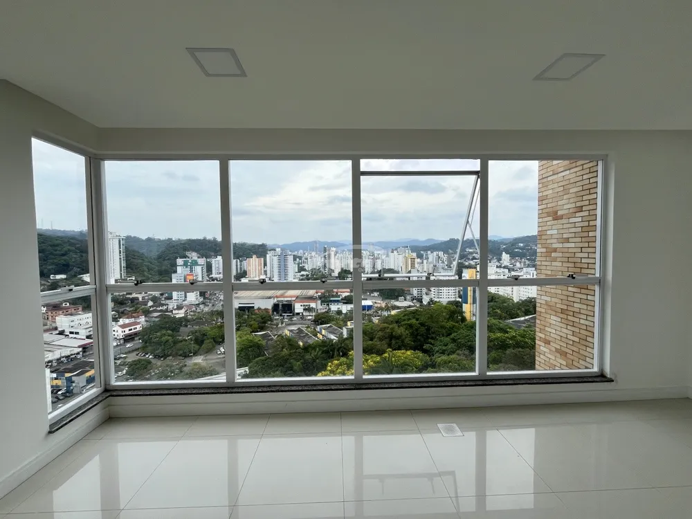 Cobertura, 3 quartos, 230 m² - Foto 3
