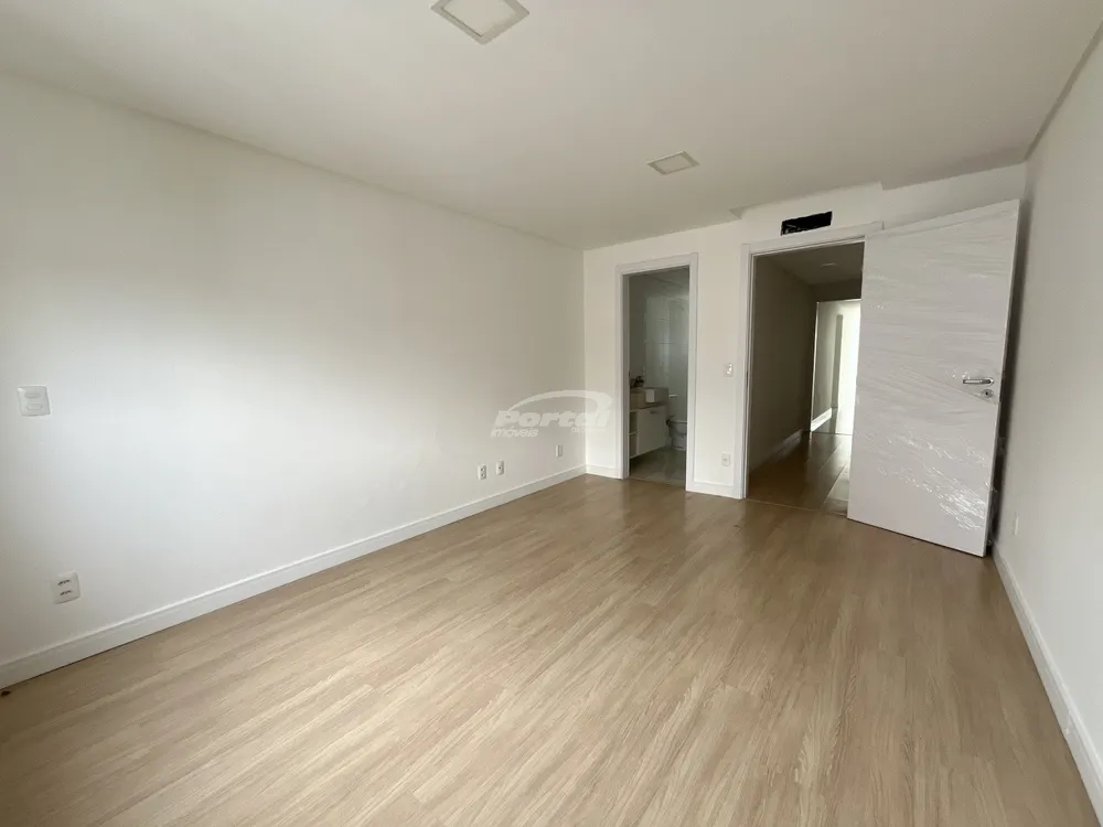 Cobertura, 3 quartos, 230 m² - Foto 8