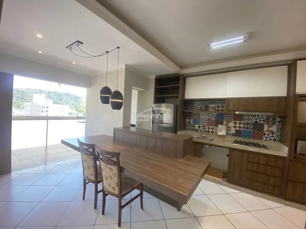 Apartamento, 3 quartos, 112 m² - Foto 1