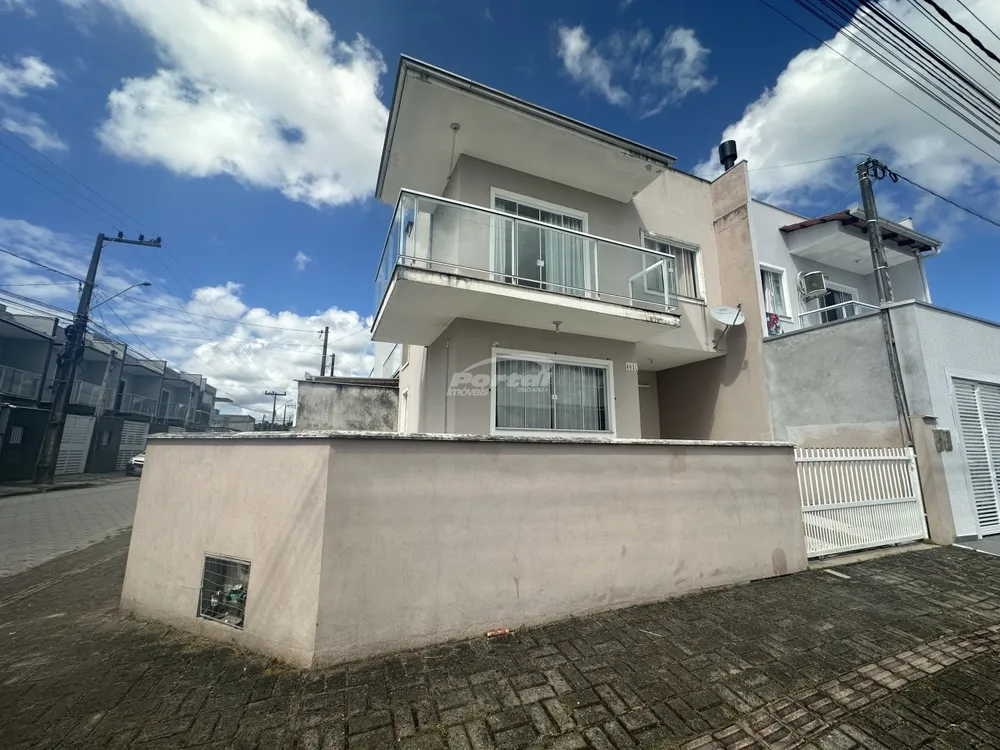 Casa, 2 quartos, 80 m² - Foto 1