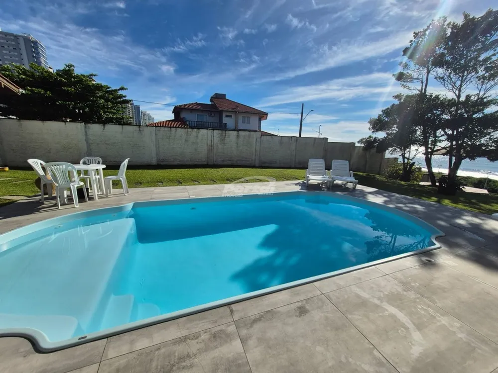 Casa, 5 quartos, 207 m² - Foto 3