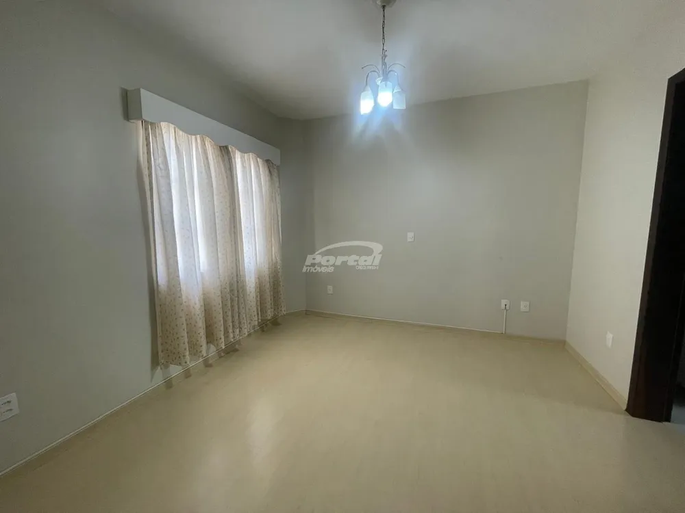 Casa, 4 quartos, 238 m² - Foto 8