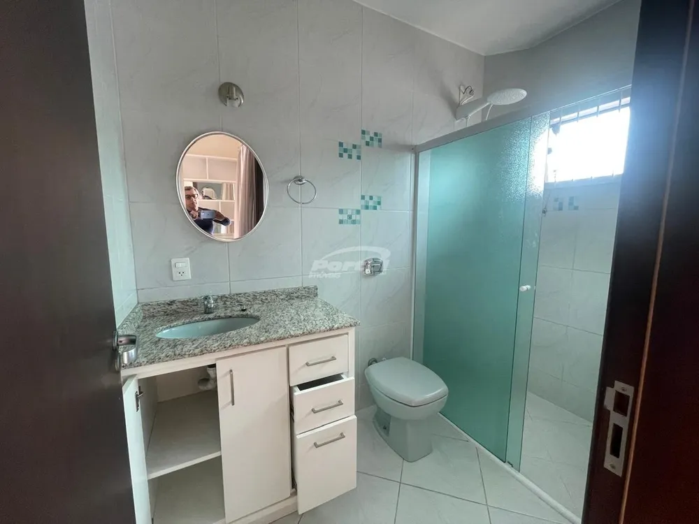 Casa, 4 quartos, 238 m² - Foto 10
