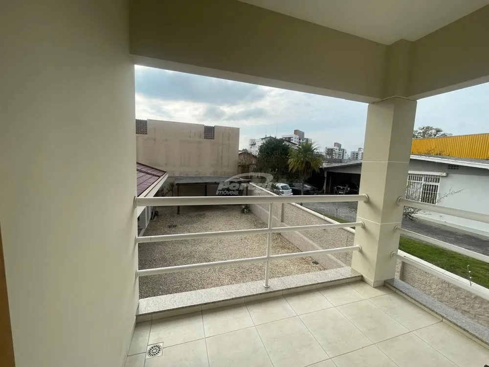 Casa, 4 quartos, 238 m² - Foto 6