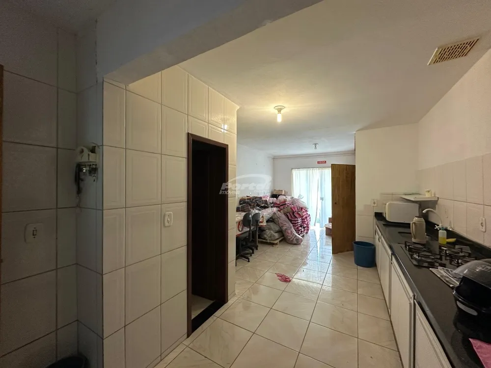 Casa, 2 quartos, 251 m² - Foto 4