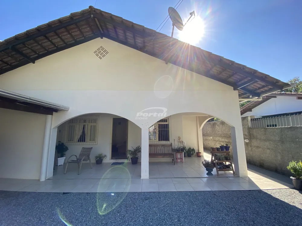 Casa, 3 quartos, 152 m² - Foto 1