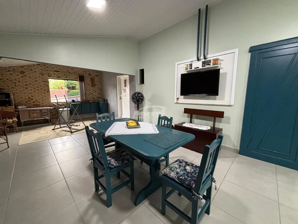 Casa, 3 quartos, 200 m² - Foto 6