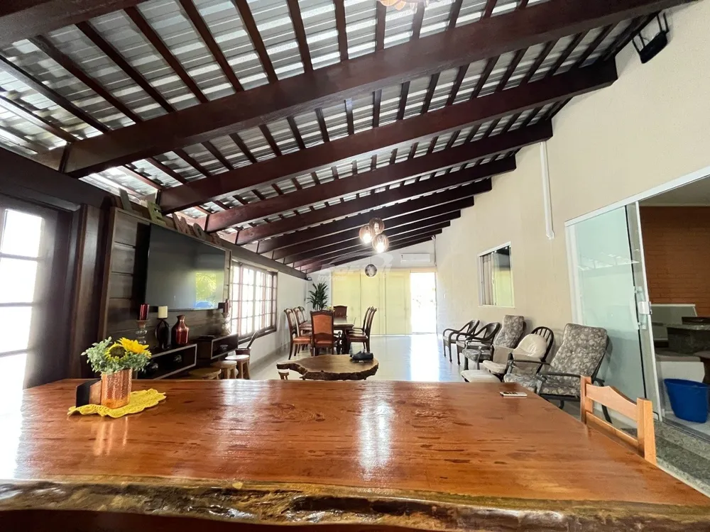 Casa, 4 quartos, 332 m² - Foto 2