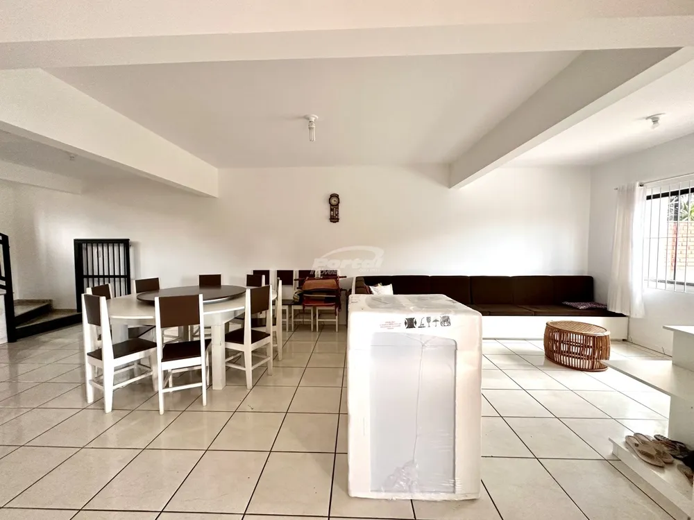 Casa, 4 quartos, 287 m² - Foto 3