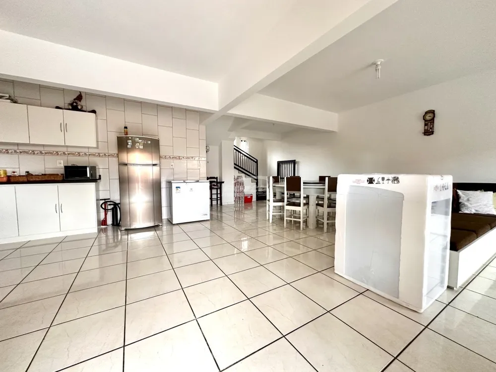 Casa, 4 quartos, 287 m² - Foto 2