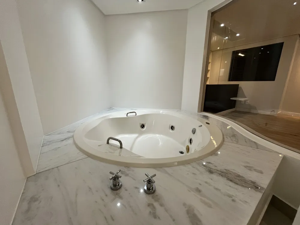 Cobertura, 3 quartos, 244 m² - Foto 6