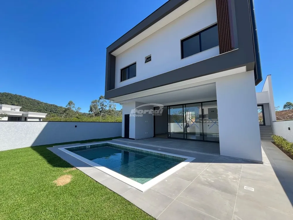 Casa, 4 quartos, 317 m² - Foto 2