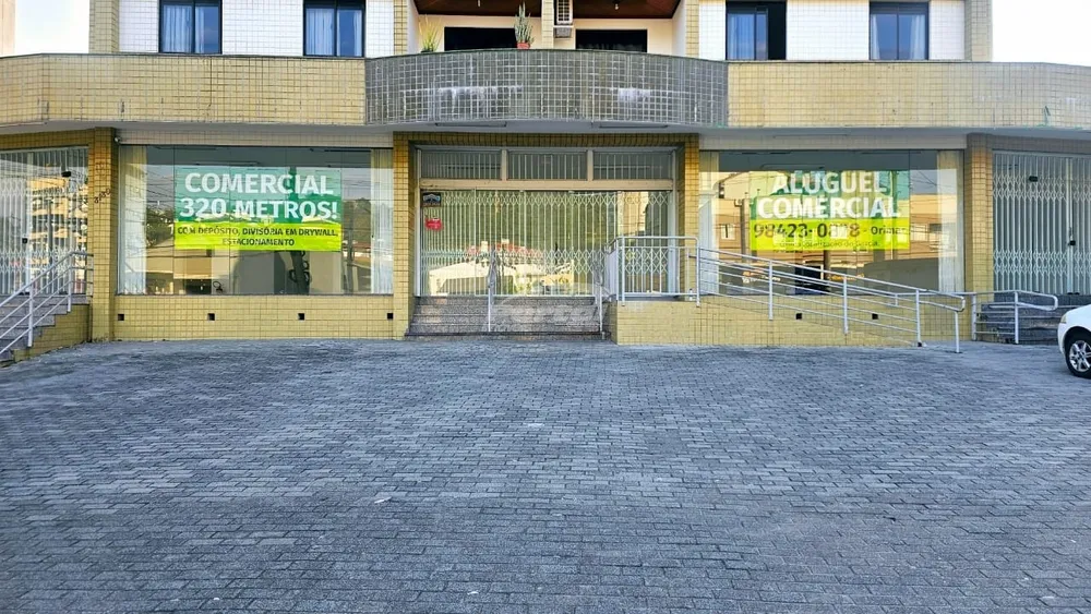 Loja-Salão, 300 m² - Foto 1
