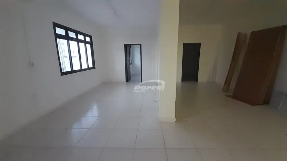 Casa, 5 quartos, 323 m² - Foto 3
