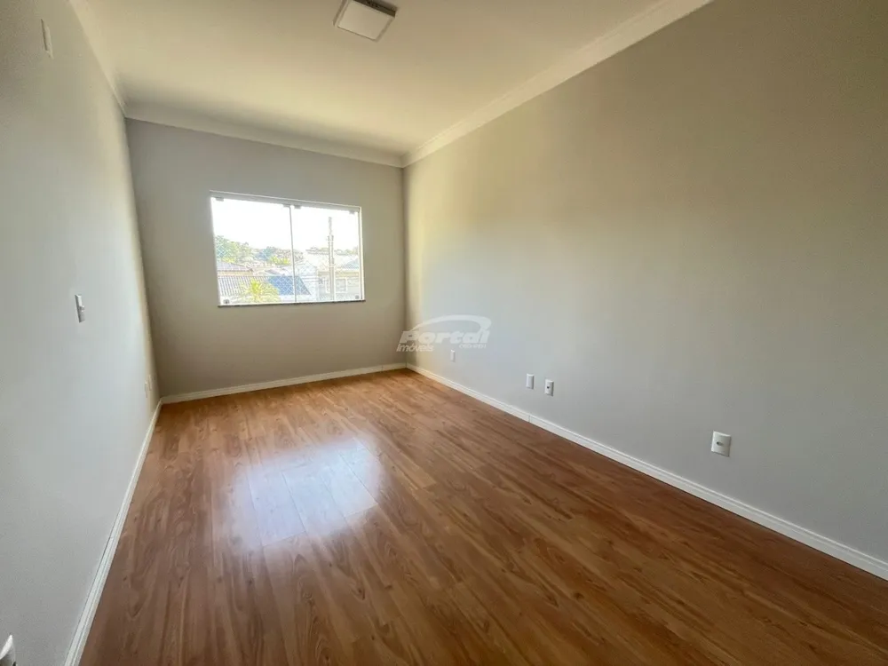 Casa, 3 quartos, 212 m² - Foto 2