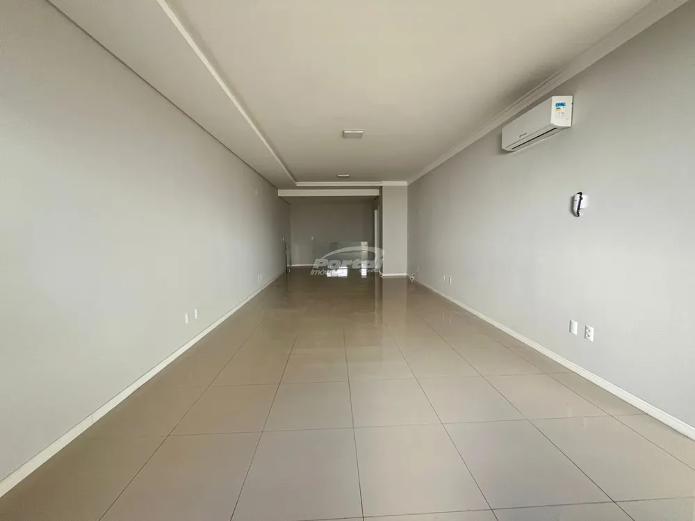 Casa, 3 quartos, 212 m² - Foto 4