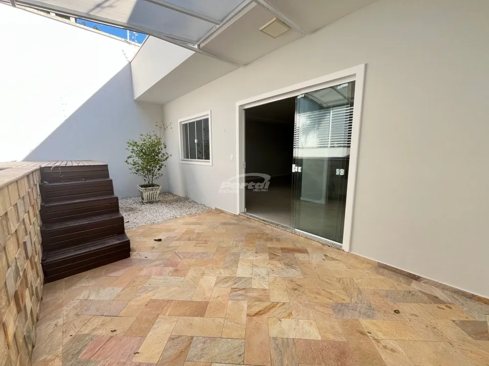 Casa, 3 quartos, 212 m² - Foto 8