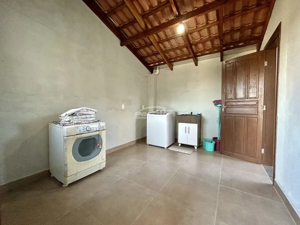 Casa, 5 quartos, 155 m² - Foto 1