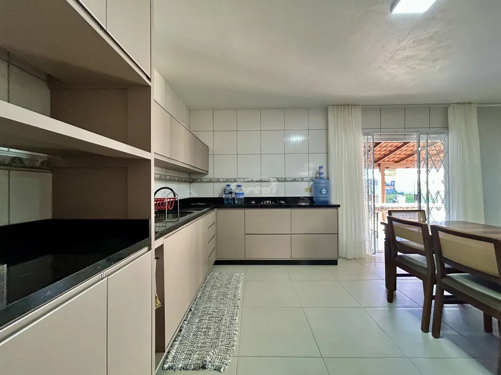 Casa, 5 quartos, 155 m² - Foto 4