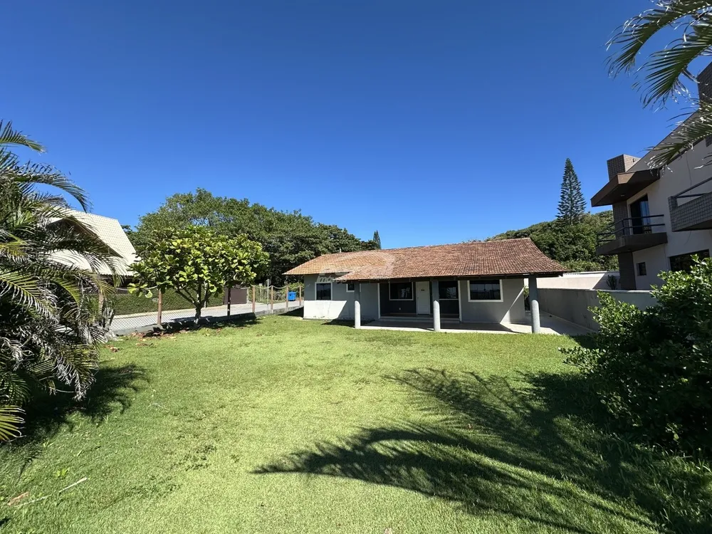 Casa, 5 quartos, 130 m² - Foto 1