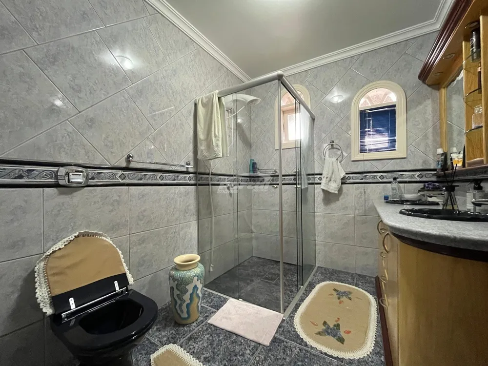 Casa, 4 quartos, 247 m² - Foto 8
