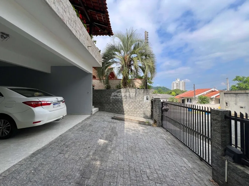 Casa, 3 quartos, 220 m² - Foto 2