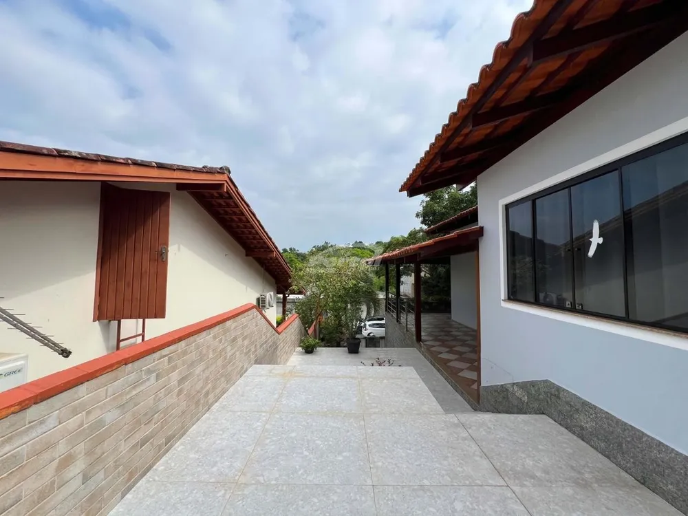 Casa, 3 quartos, 220 m² - Foto 3