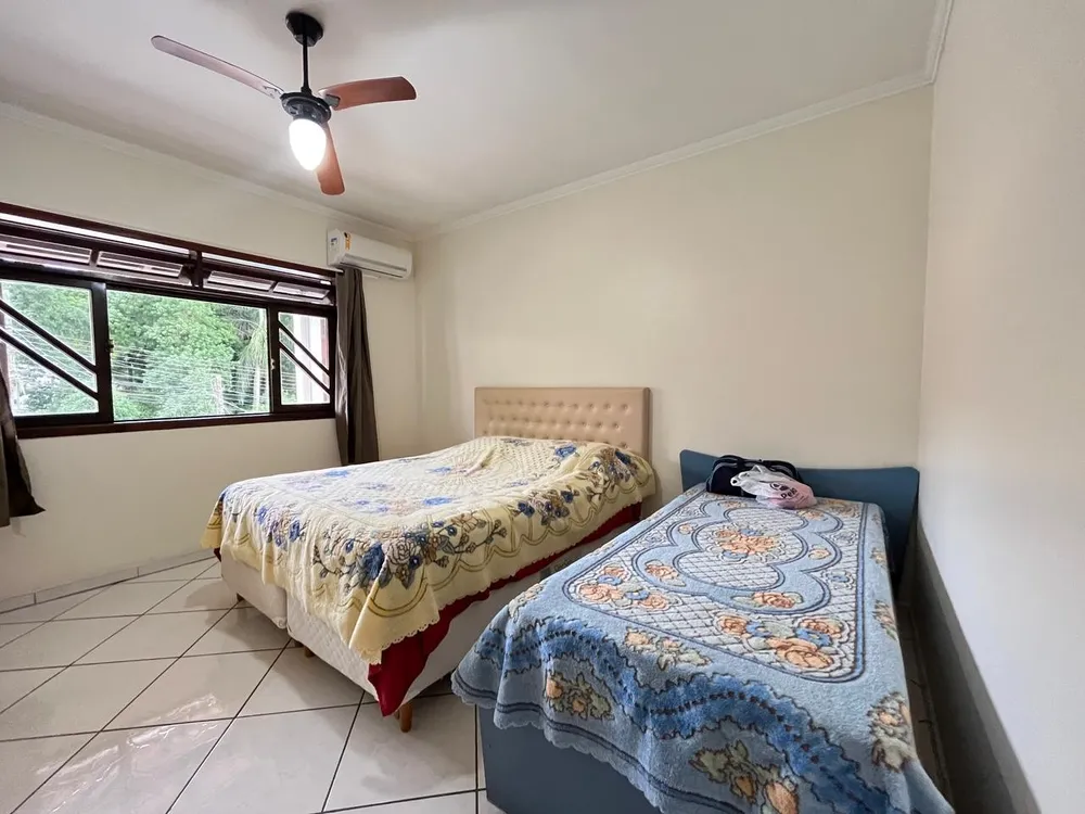 Casa, 4 quartos, 290 m² - Foto 8