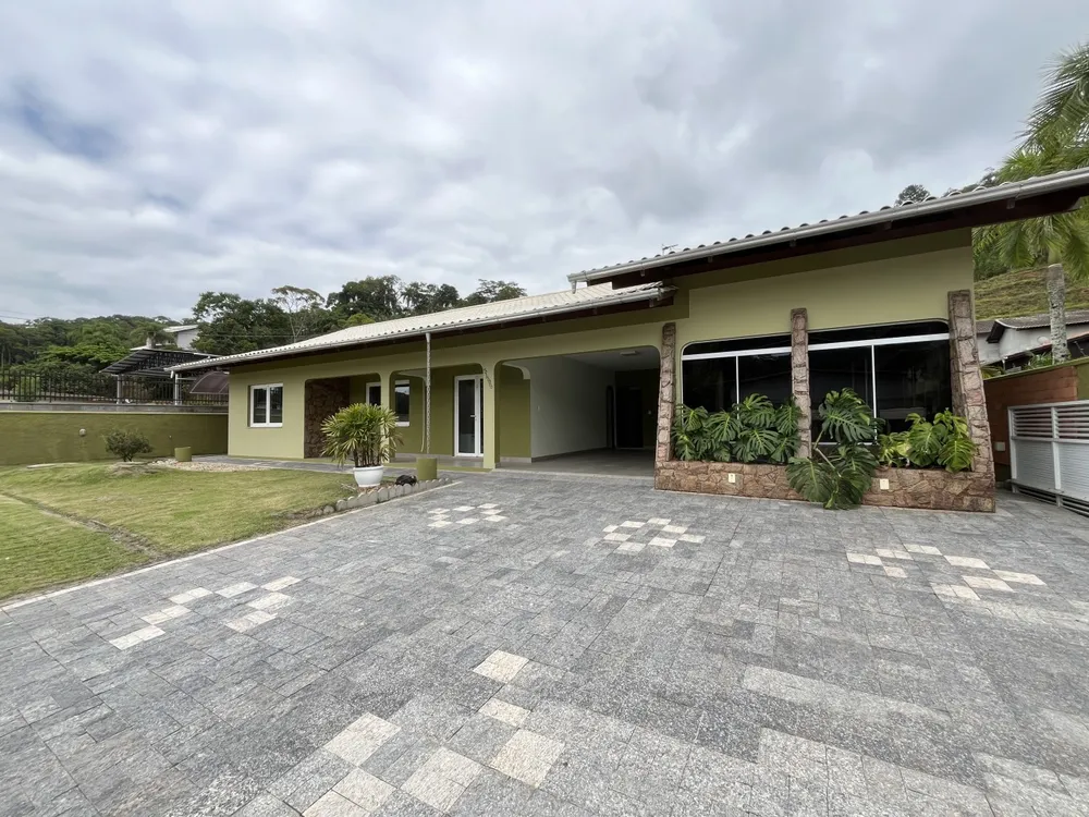 Casa, 3 quartos, 198 m² - Foto 1