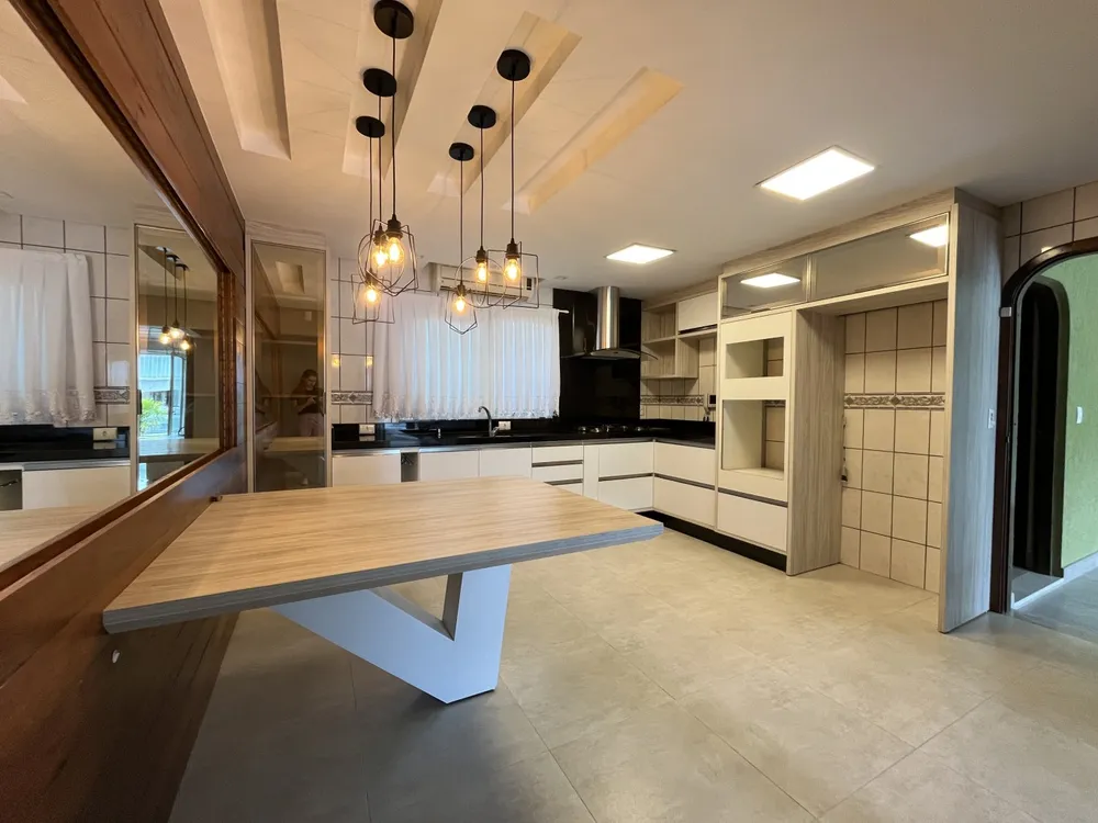 Casa, 3 quartos, 198 m² - Foto 6