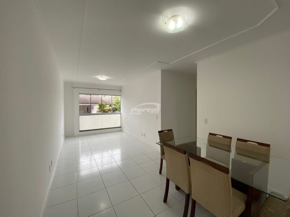 Apartamento para alugar com 3 quartos, 85m² - Foto 4