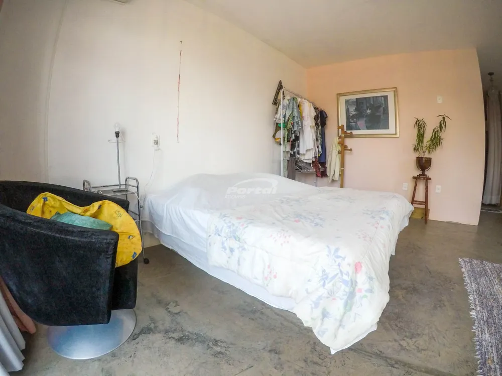Casa, 3 quartos, 252 m² - Foto 10