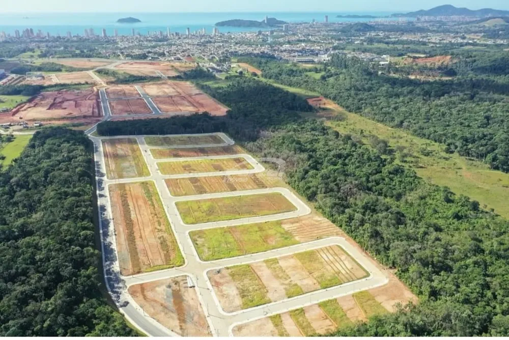 Terreno, 300 m² - Foto 1
