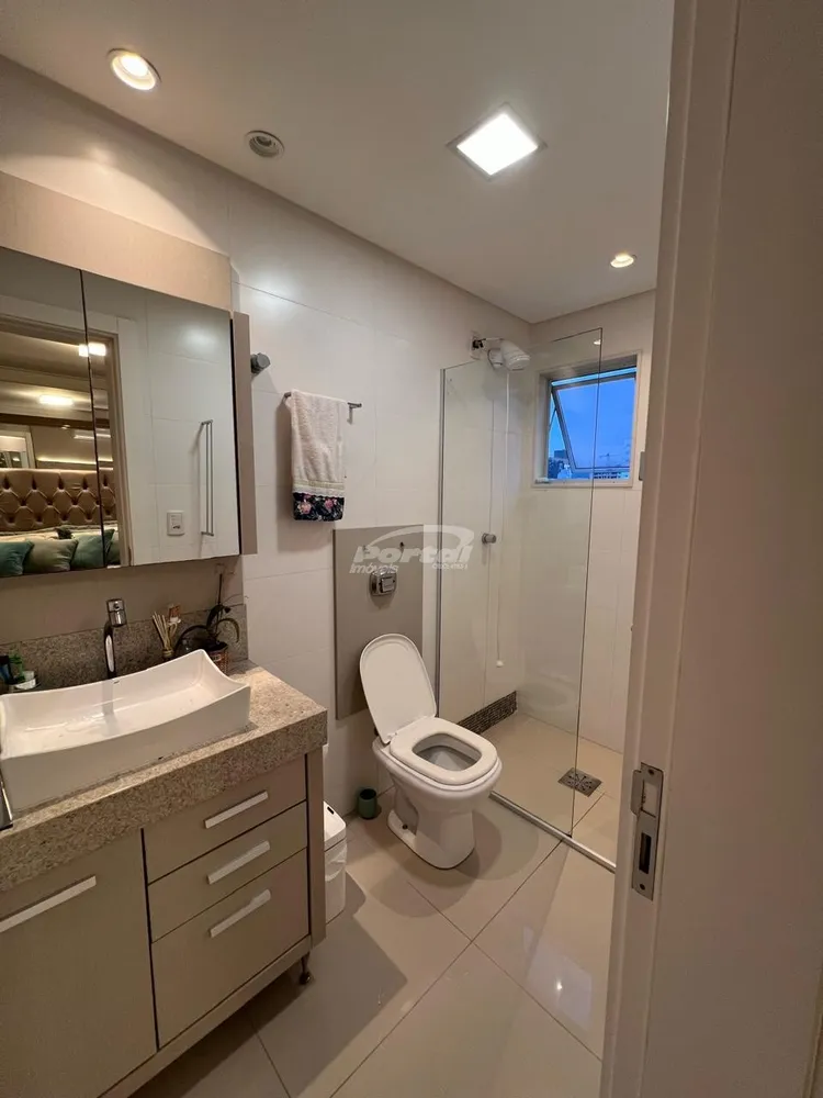 Apartamento, 3 quartos, 133 m² - Foto 1