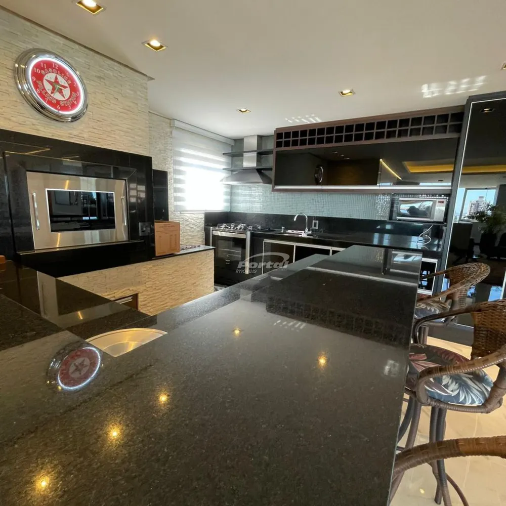 Apartamento, 3 quartos, 450 m² - Foto 2