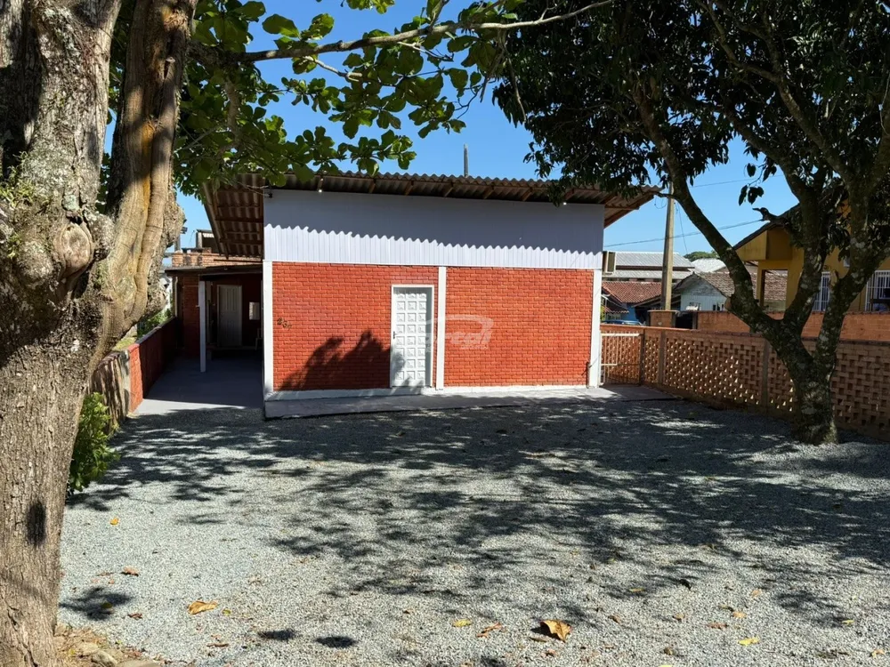 Casa, 5 quartos, 130 m² - Foto 1