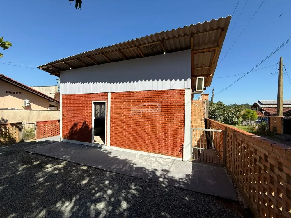 Casa, 5 quartos, 130 m² - Foto 2