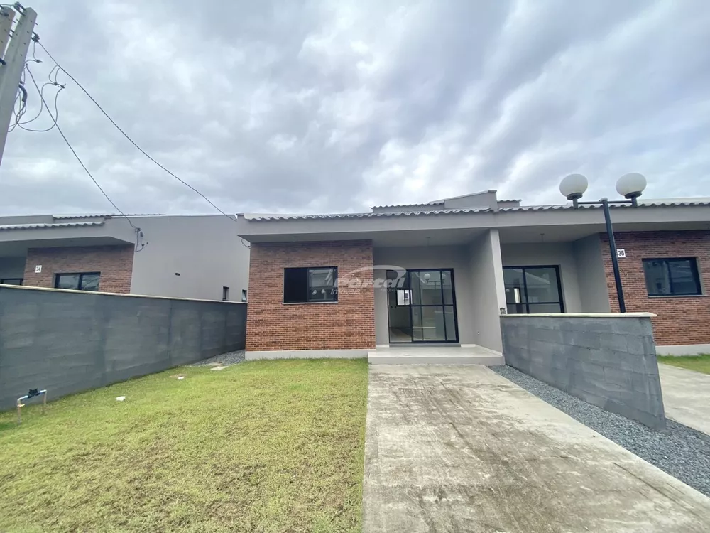 Casa de Condomínio para alugar com 2 quartos, 69m² - Foto 1