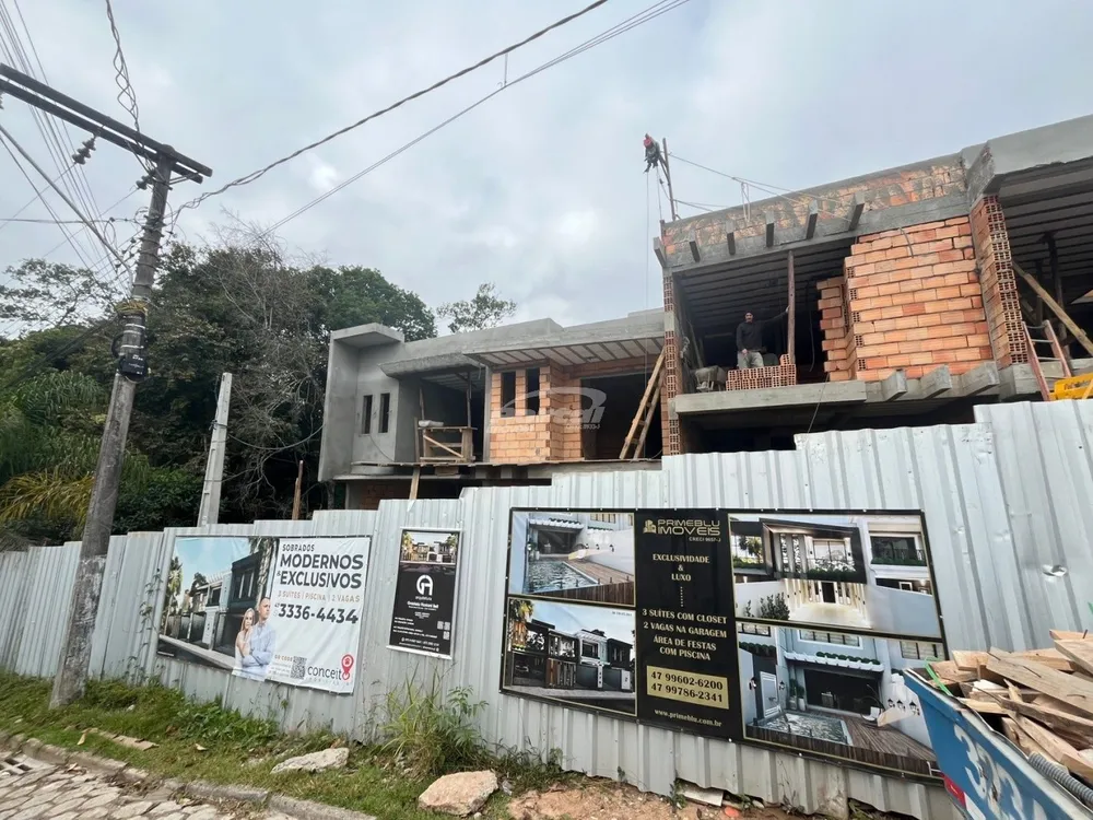Casa, 3 quartos, 212 m² - Foto 4
