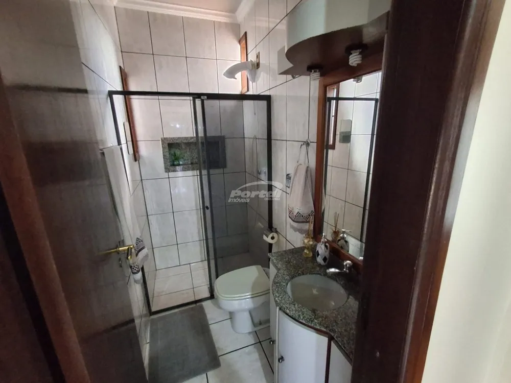 Casa, 3 quartos, 235 m² - Foto 6