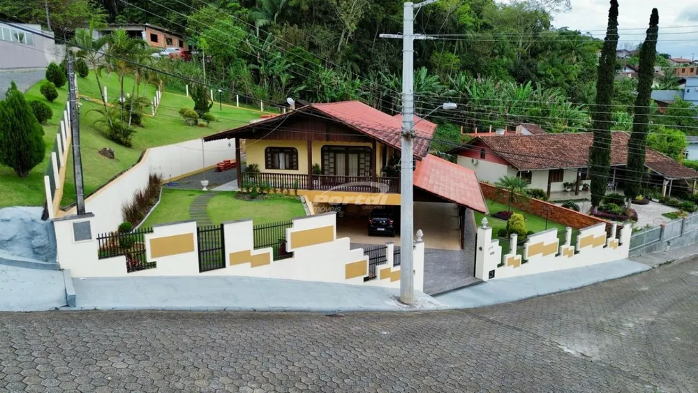 Casa, 4 quartos, 600 m² - Foto 1