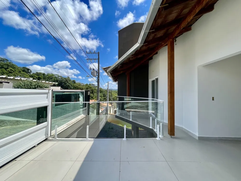 Casa, 3 quartos, 201 m² - Foto 3